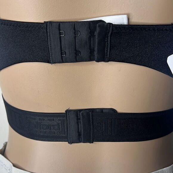 NWT Wolford Hanna Sports Bra M Black - Picture 9 of 13